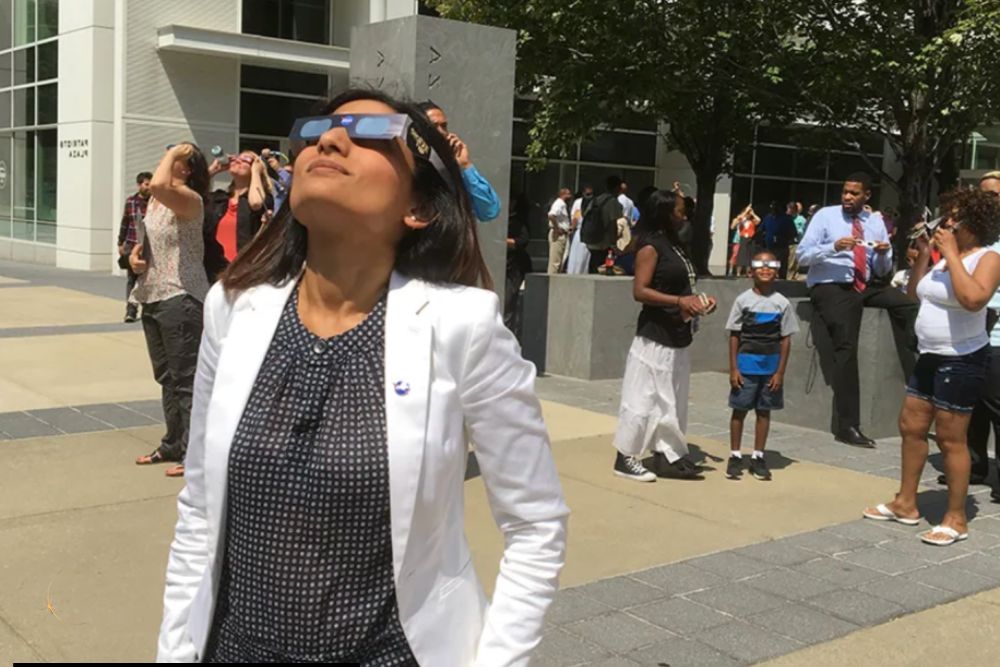 Qué pasa si miras un eclipse sin protección: mitos y verdades
